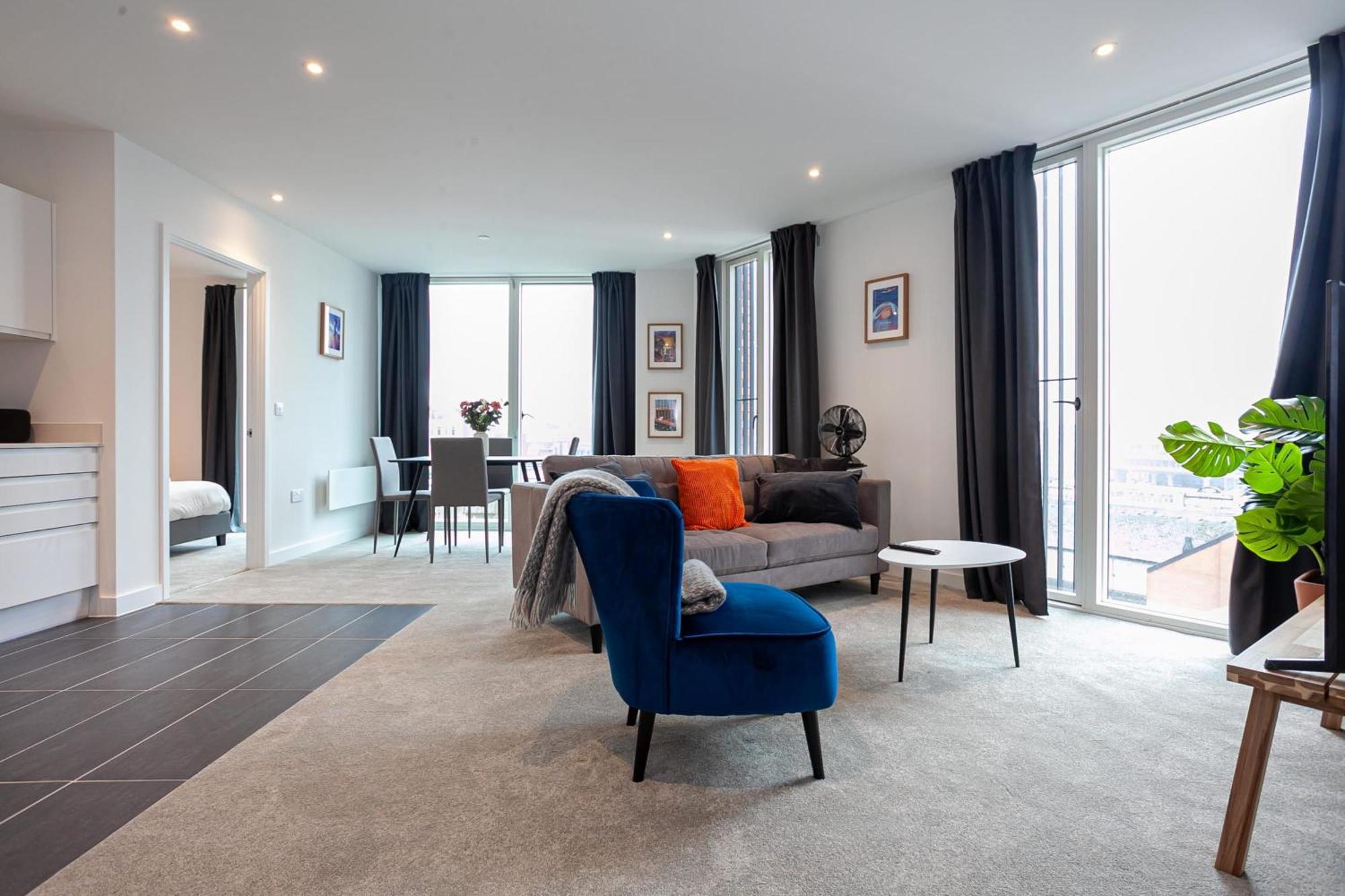 Spacious 2 Bed Apartment In Central Manchester Exterior photo